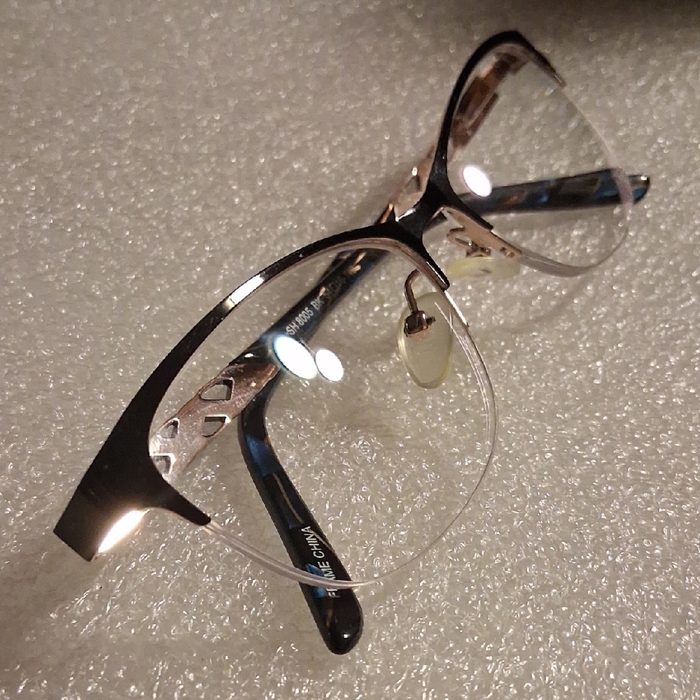South Hampton Elegant Black and Gold Women's Rx Frames